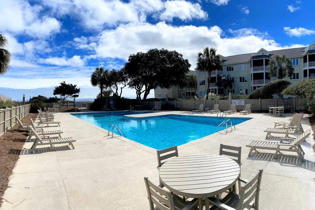 Port O' Call C302 - Iop Island Retreat! Treetop Oceanview! Isle of Palms Exterior photo